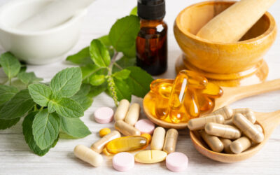 Fitoterapia e Suplementação: Porque o “Natural” nem sempre é seguro sem supervisão